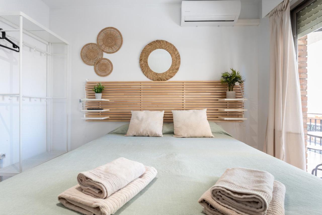 Malagasuite Cozy Stay Malaga Exterior photo